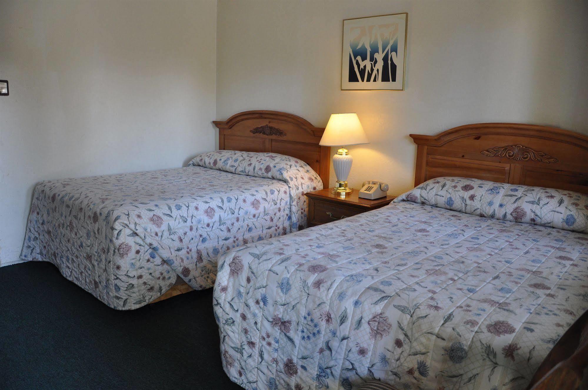 Cedar Inn & Suites South Lake Tahoe Esterno foto