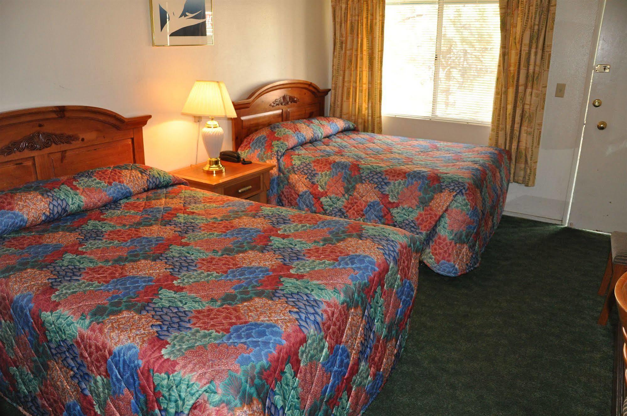 Cedar Inn & Suites South Lake Tahoe Esterno foto
