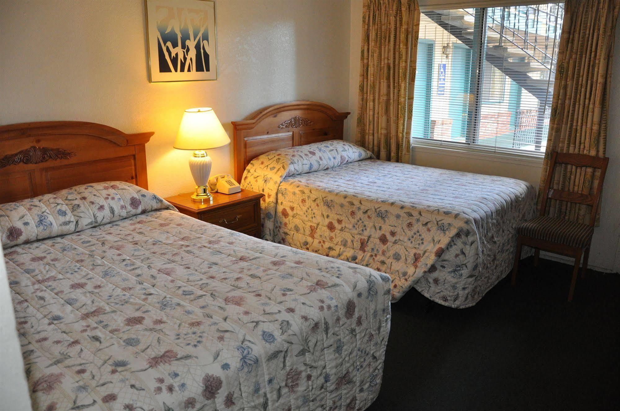 Cedar Inn & Suites South Lake Tahoe Esterno foto
